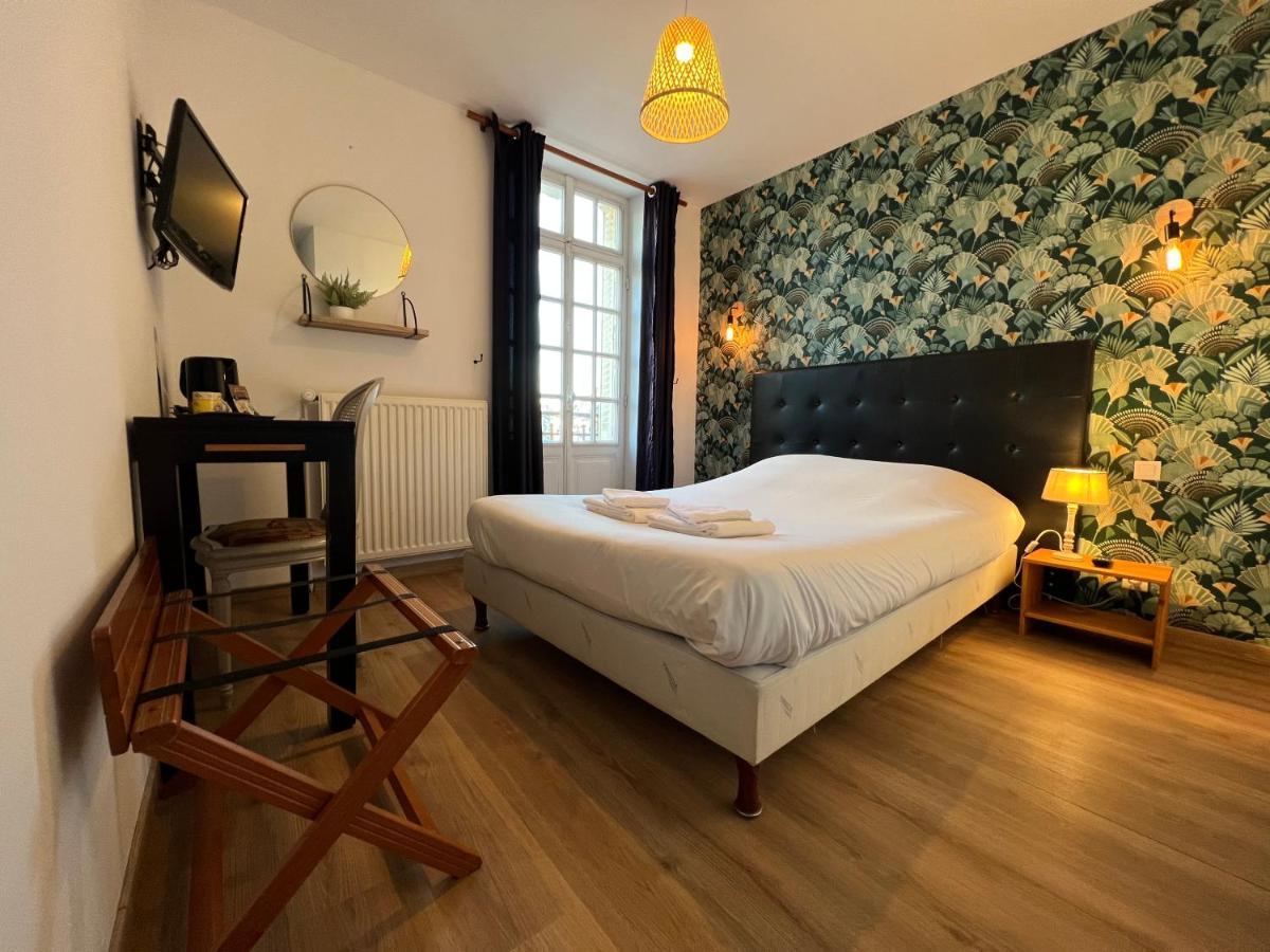 Le Cheval Blanc Hotel 2*